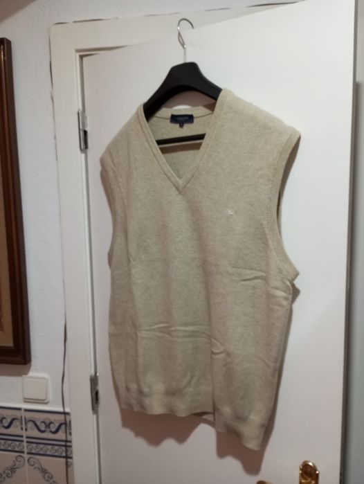 Colete Burberry Tamanho L6