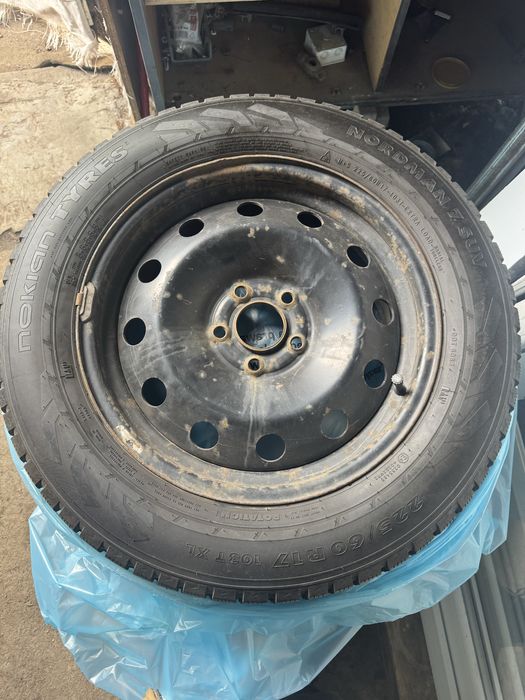 Шини з дисками 225/60 r17 Nokian