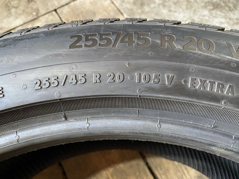 2шт 255/45R20 Continental WinterContact TS860S SSR