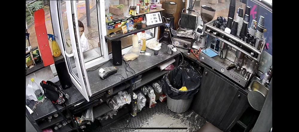 Купава; Торговий причіп-кіоск; Фудтрак; Кавьярня на колесах.