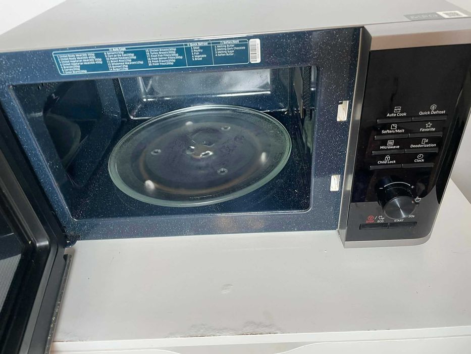 Kuchenka mikrofalowa Samsung 23L 800W