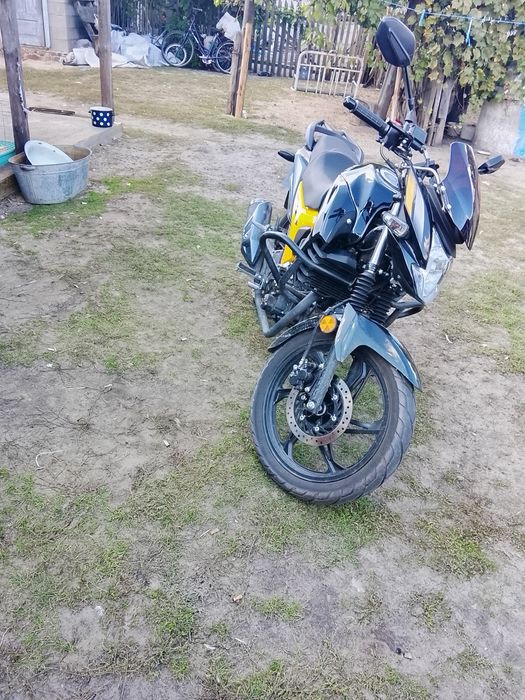 продам мотоцикол Lifan kp200
