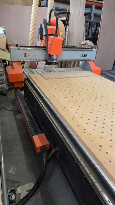Ploter frezujący cnc Sarnox 1325