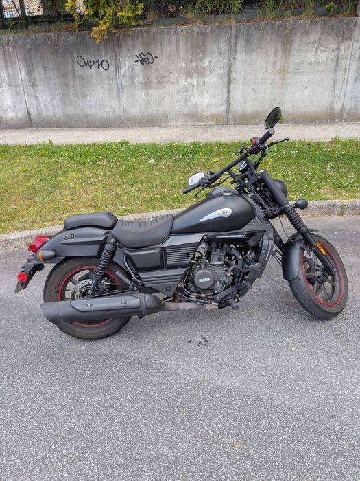 Moto UM Renegade Vegas 125cc - 1900€