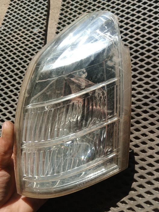 Продам Левий поворотник на Нисан Икстрел т30