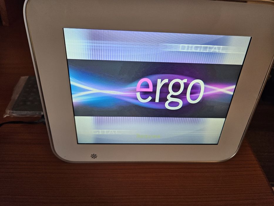 Цифровая фоторамка Ergo