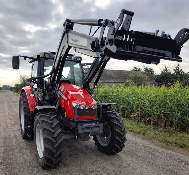 Massey Ferguson 5711 S DYNA 6 TUR  PNEUMATYKA Dopasiony traktor Waga