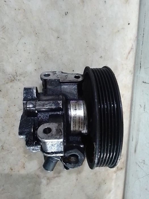 Bomba de direção MERCEDES-BENZ Classe C (W203)