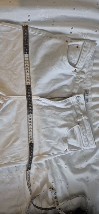 Biale damskie jeansy 42 elastyczne primark