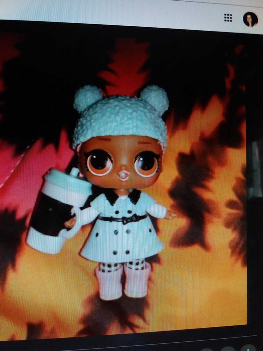 Lol.s assorted items sold as shown in the photos—€12 each.64738749386753123