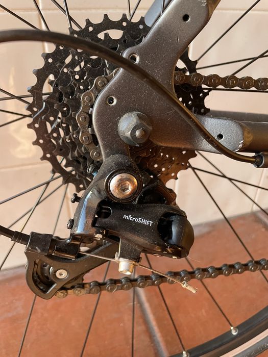 Bicicleta de estrada RC Triban 120 + Bomba Btwin 900