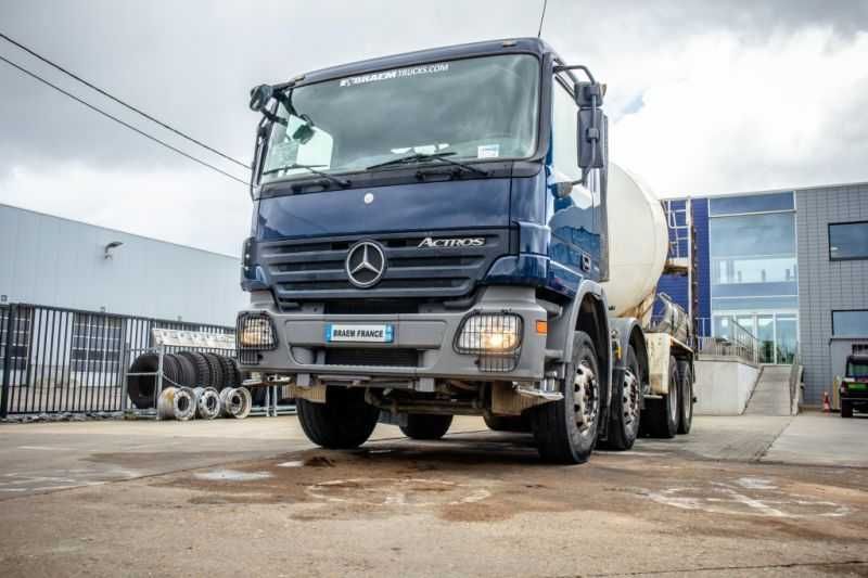 Вантажний автомобіль MERCEDES ACTROS 3241 BB-MP2+E5+STETTER