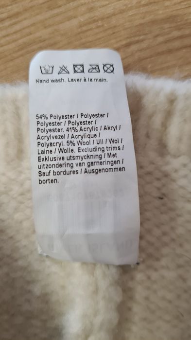 Czapka Kot Kotek. Uszy duże pompony. Wąsy. Oczy z cyrkonii kryształy.