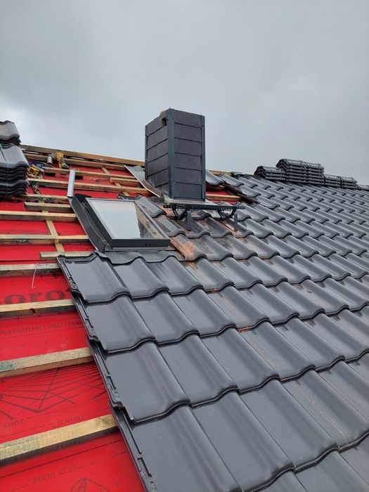 Dekarz /Cieśla / Serwis/ Demontaż eternitu / podbitka/ kominy /przecie