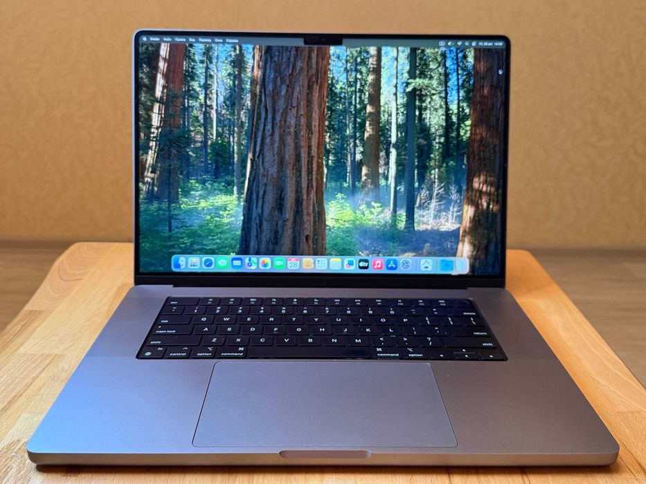 MacBook Pro 16' m1 pro 2021 16/512 space gray