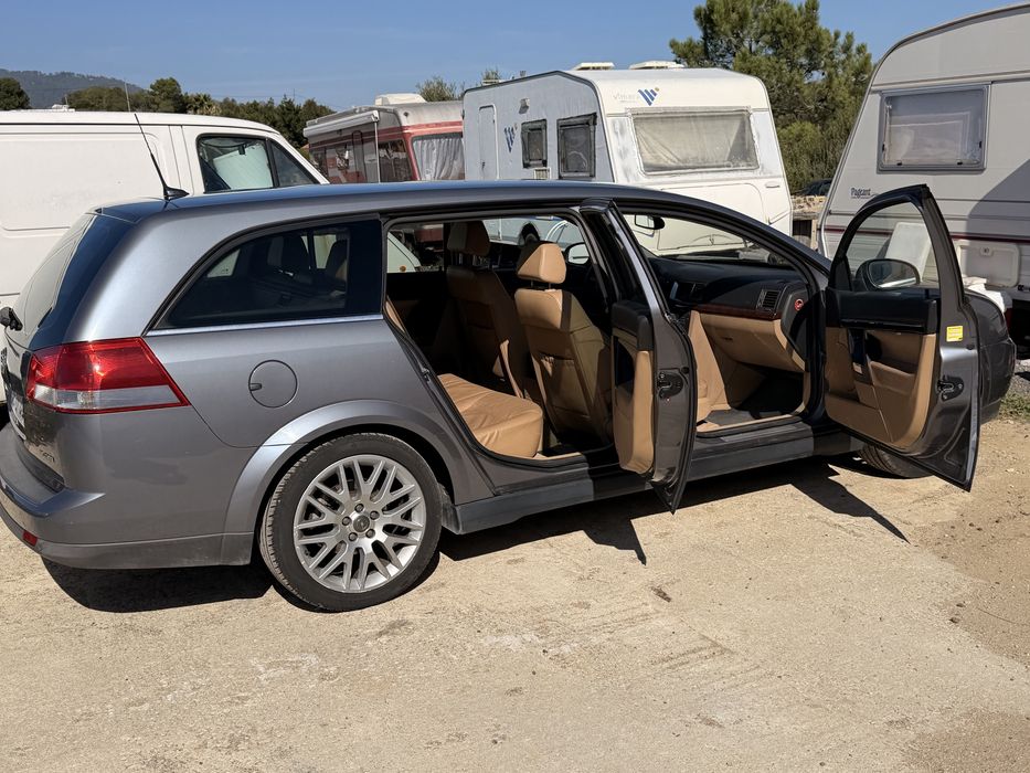 Opel Vectra Caravan 1.9 CDTI — photo 2