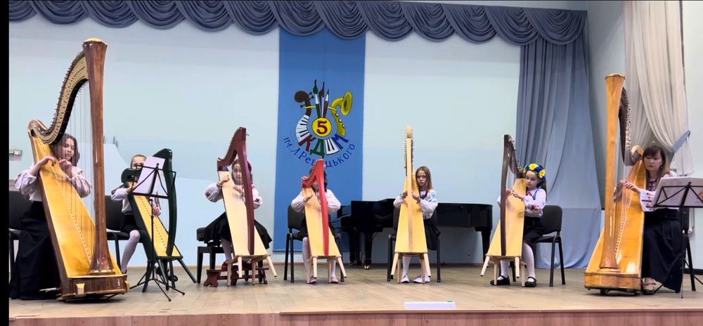 Арфа леверсна модель Мія Salvi Італія