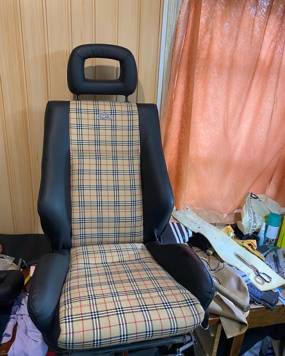 Перетяжка салонів авто