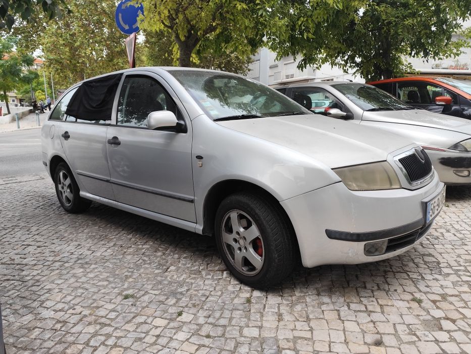 Vendo um Škoda Fabia