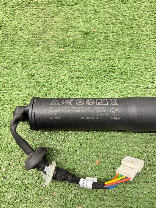 Амортизатор кришки багажника BMW X5 G05 БМВ Г05 ляди привода РАЗБОРКА