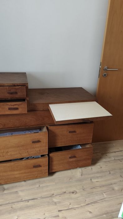 Móvel vintage para restaurar