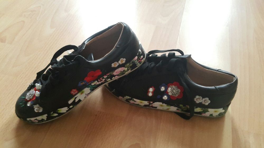 Sportowe adidasy gruba  podeszwa Workery Trapery trampki