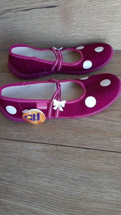 Nowe kapcie Viggami rozm 36 jak 34 długość wkładki ok 22