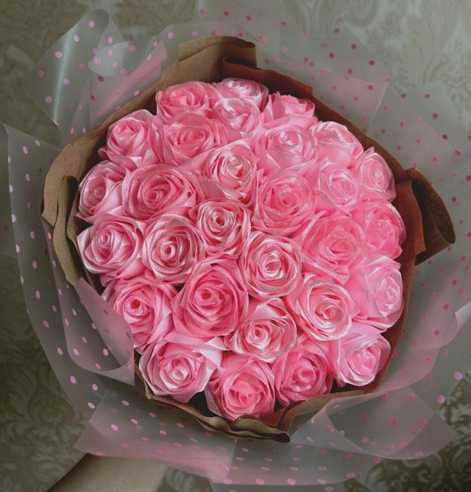 Букетики із атласної стрічкі