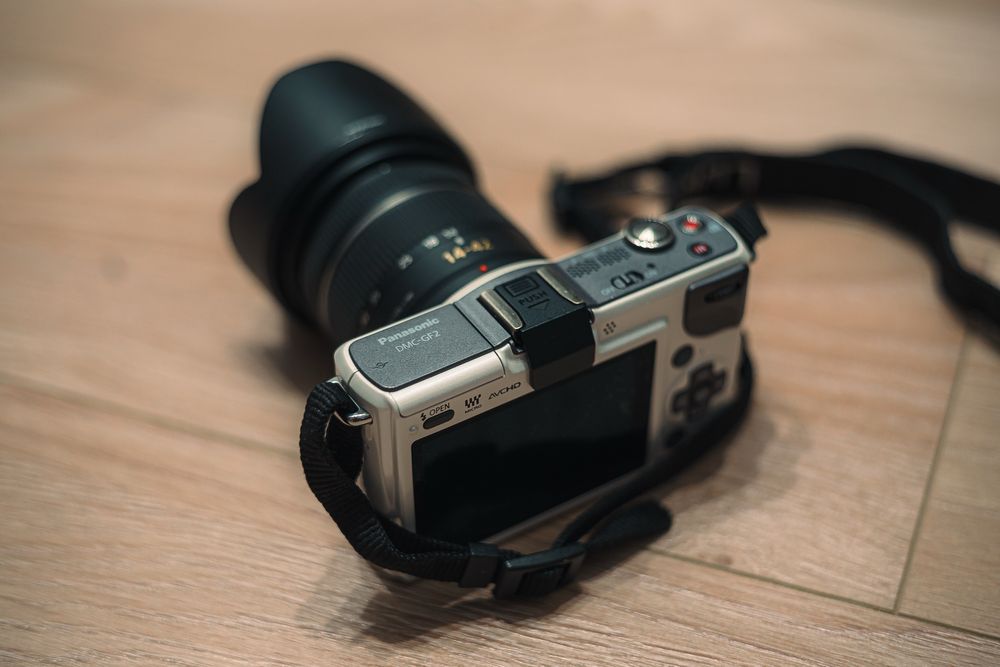 Panasonic Lumix GF2 + Lumix G 14-42mm | IDEALNY STAN | JAPONIA