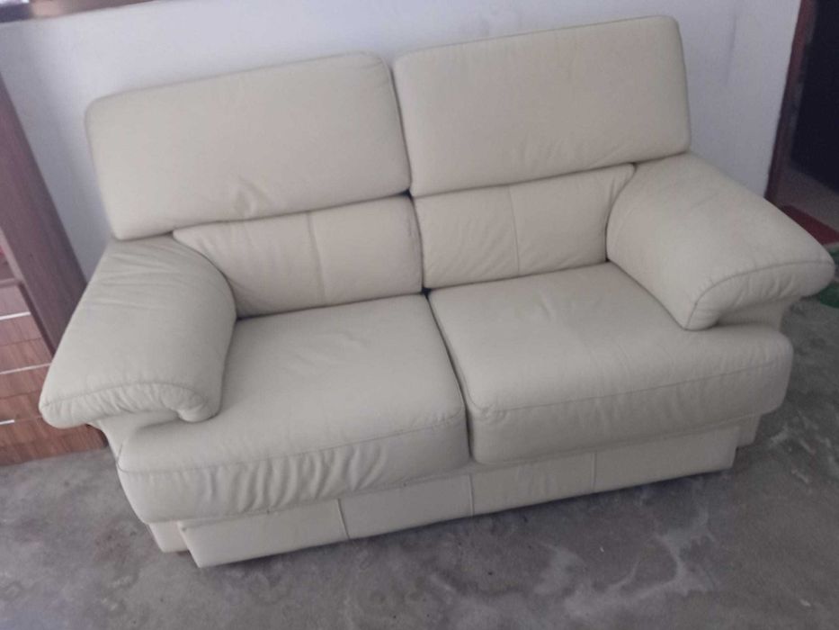 Sofá para sala – confortável e em excelente estado