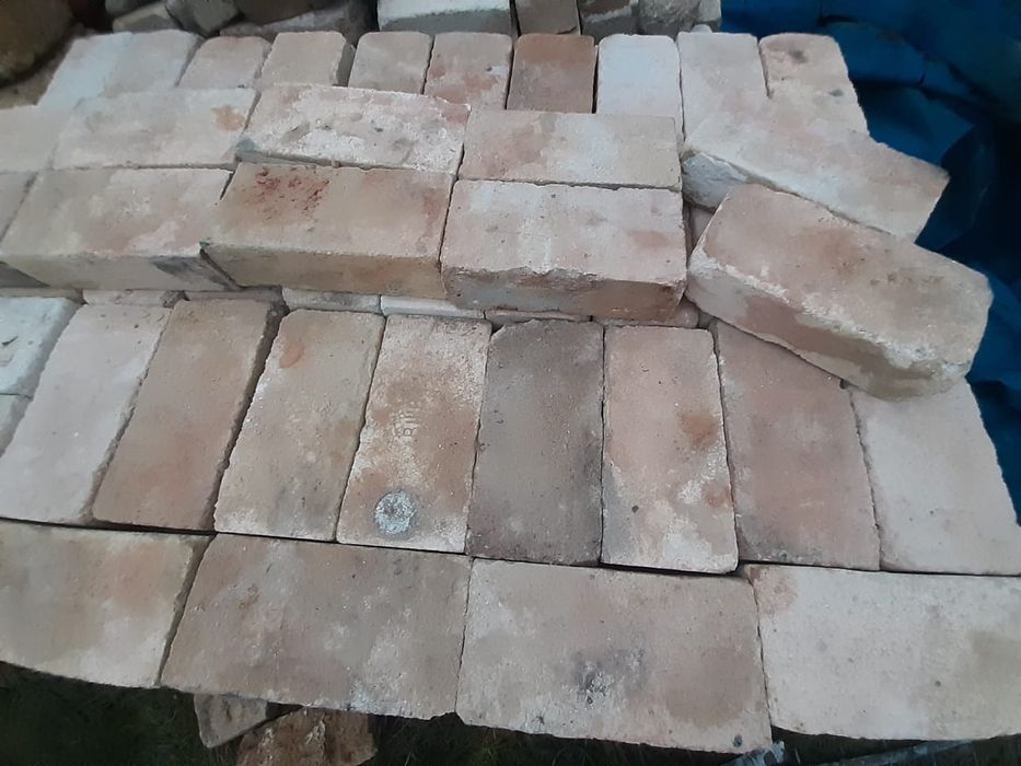 Продам огнеупорный кирпич