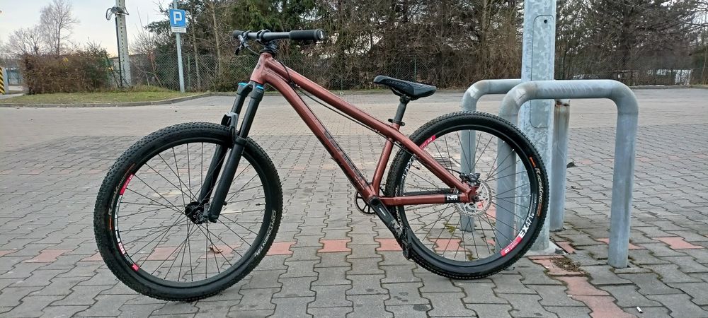 Rower typu dirt Ns bikes decade