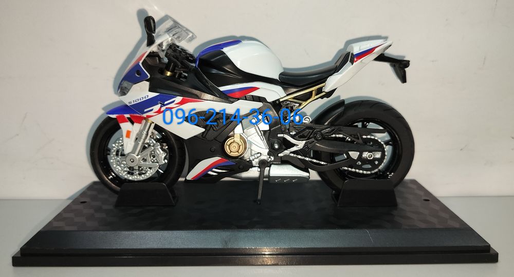 BMW S1000RR модель мотоцикла 1:12 со светом, металл.