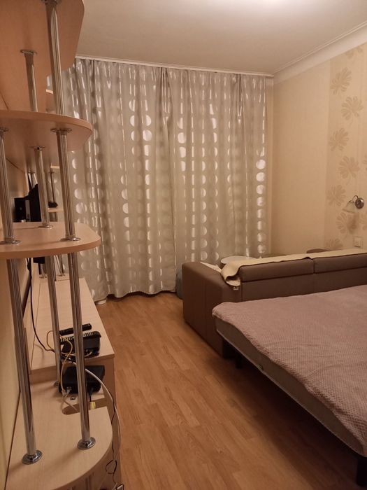 Сдам квартиру- люкс  , с кондиционером,метро Вокзальная