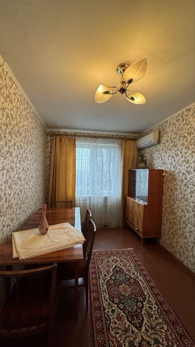 Трикімнатна квартира по Європейській