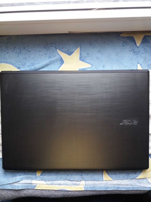 Ноутбук Acer Aspire E15