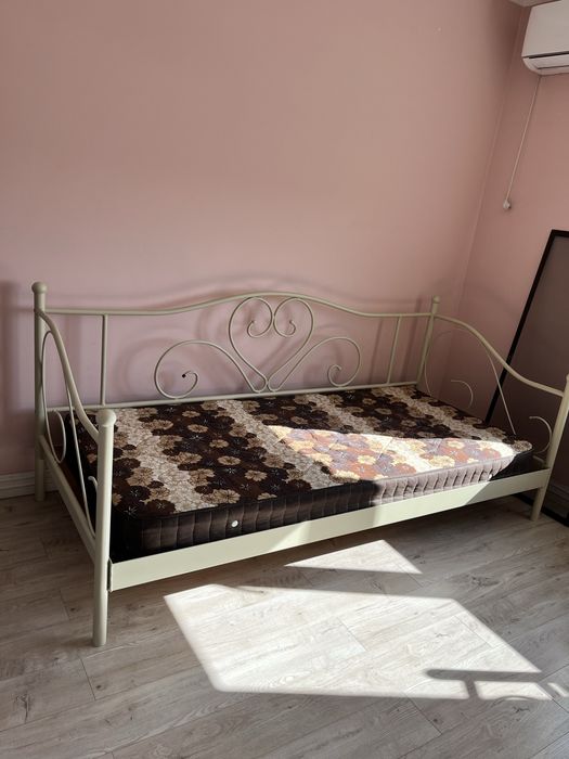 Ліжко металеве підліткове/дитяче