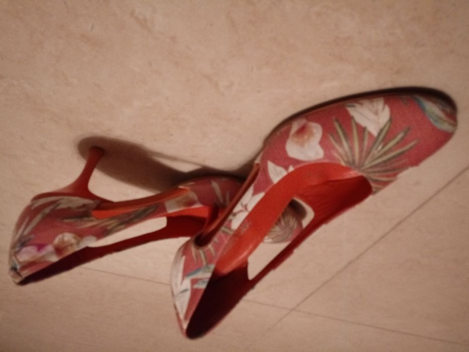 Szpilki pomarańczowe oryginalne efektowne kwiaty 39-40 JAK NOWE