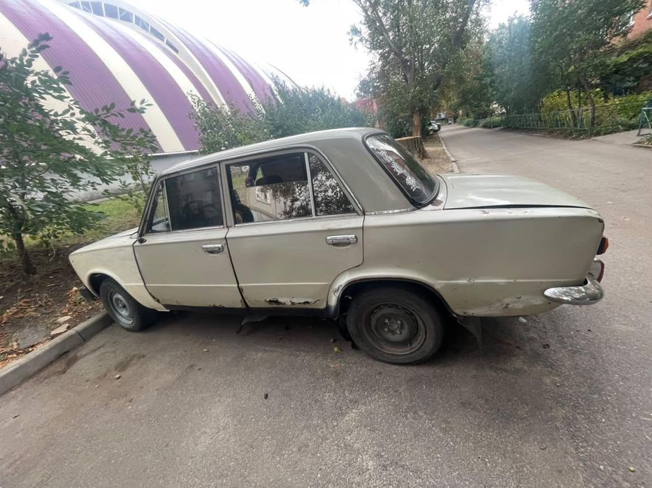 Продам ваз-2101 полностью на ходу