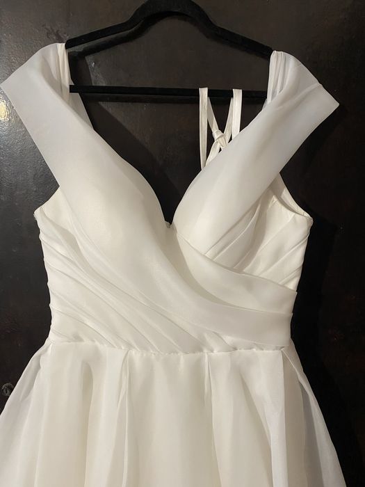 Весільна сукня розмір 38-48 m-l можливо xl