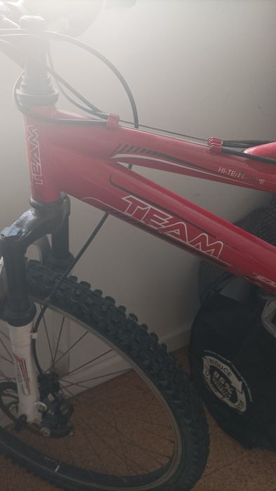 Bicicleta dupla suspensão