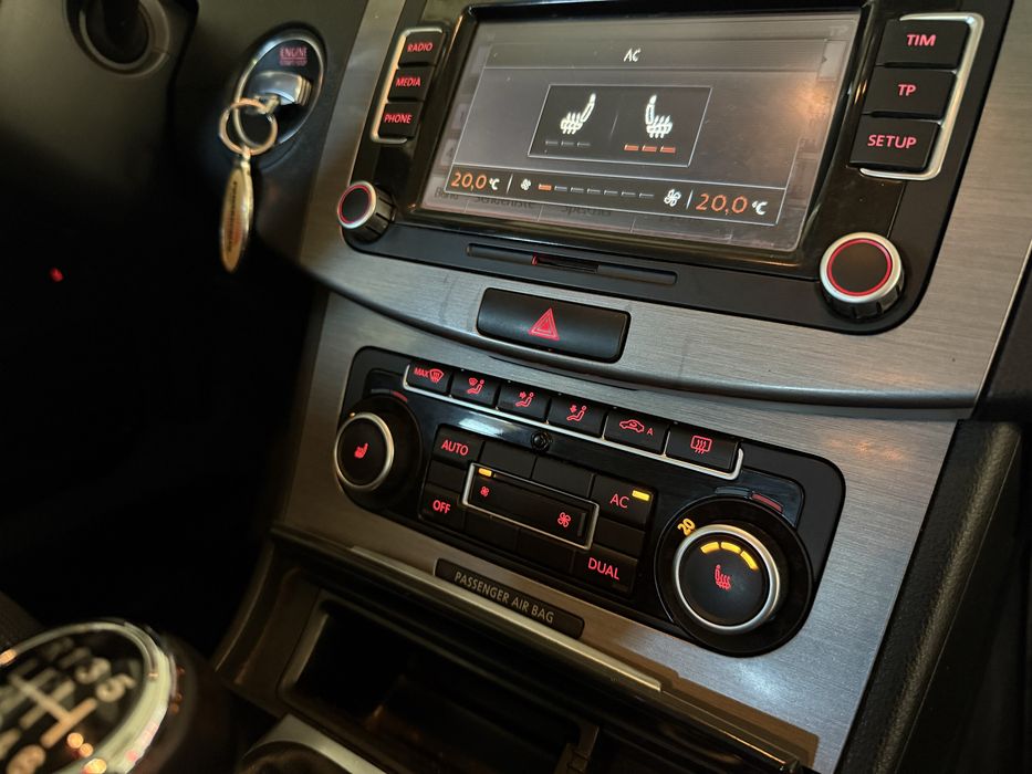 VW Passat B7 універсал 2.0 TDI, 6- ти ступка  механіка, під тимчасовий облік для ЗСУ та БО