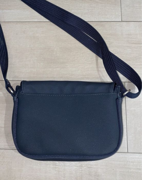 Mala lacoste nova