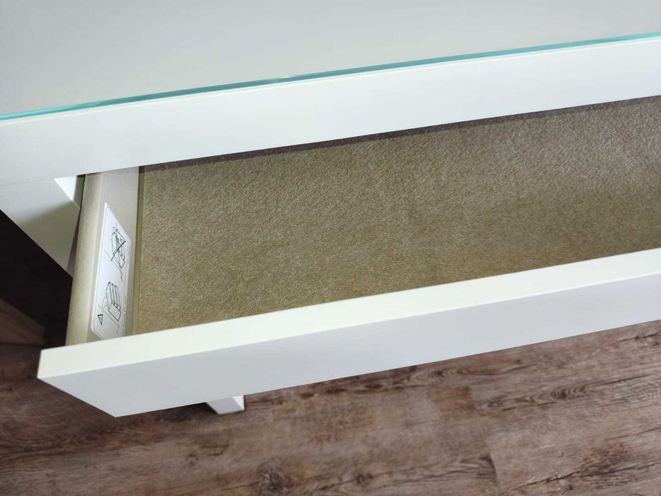 Toaletka Malm Ikea