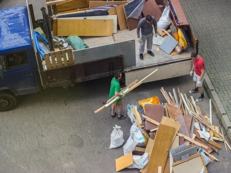 Despejos de garagens/armazens/lojas..peça já um orçamento gratis