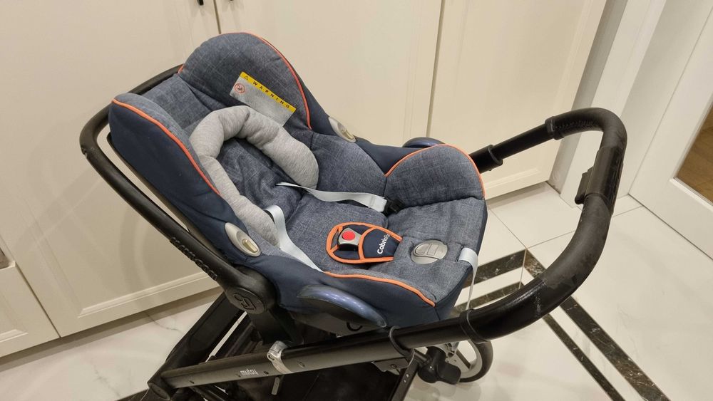 Wózek Mutsy igo 2w1 + nosidełko Maxi Cosi CabrioFix