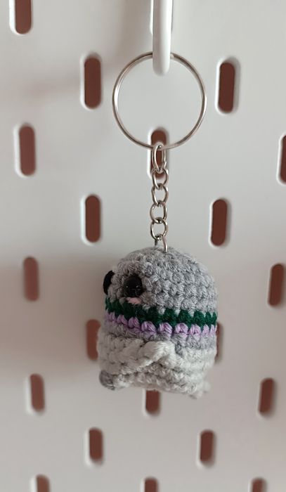 Breloczek gołąb na szydełku