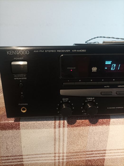 Kenwood KR-4050 amplituner