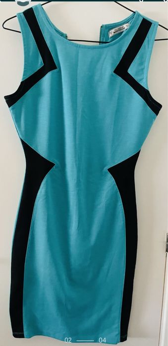 2 Vestidos (Rosa e Azul) Pull&Bear M