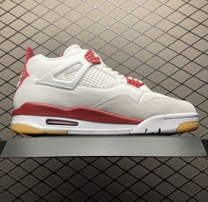 Nike jordan 4.
